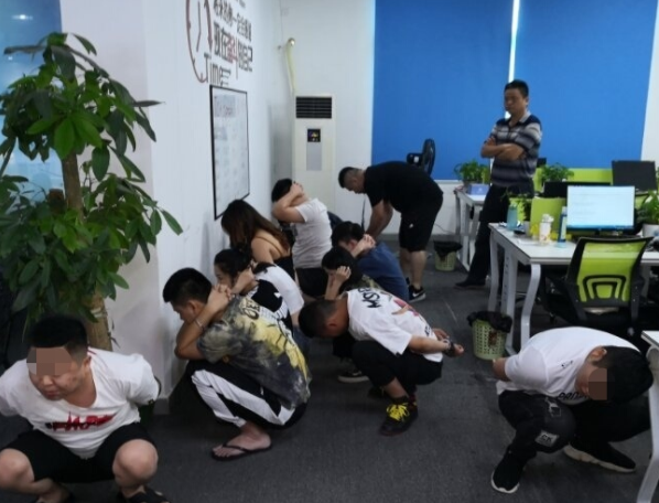 提醒学生享受假日乐趣筑牢网络安全防线增强自我防护 提醒学生享受假日乐趣筑牢网络安全防线增强自我防护